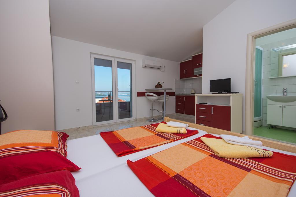 Apartments Jaman Ivan Trogir Exterior foto